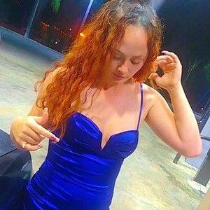 Meet your Posher, Elesia